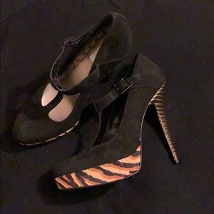 black cheetah and gold heels